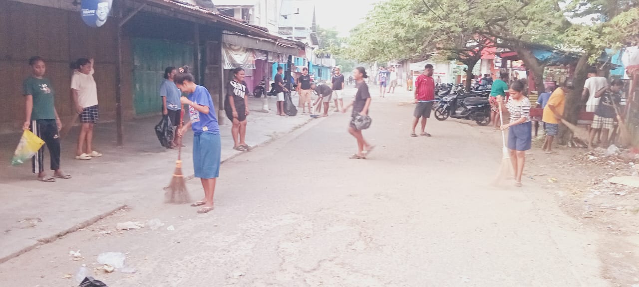 Jelang Paskah, PHGB Turun Ke Jalan Gelar Aksi Bersih-Bersih